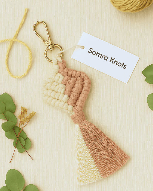Blush Pink and cream macramé heart keychain with black clasp – Samra Knots